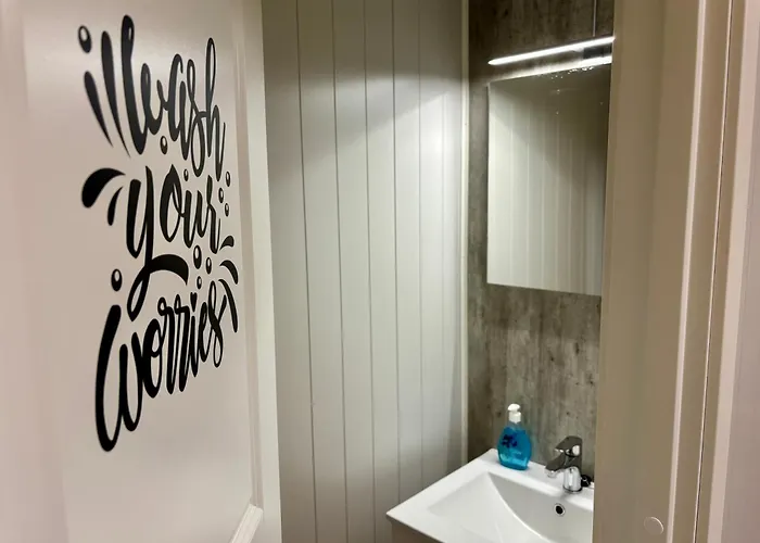 Angelas White House - Single Pensión